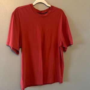 Lululemon Classic Men's T-Shirt. Burnt orange. Size M/L?